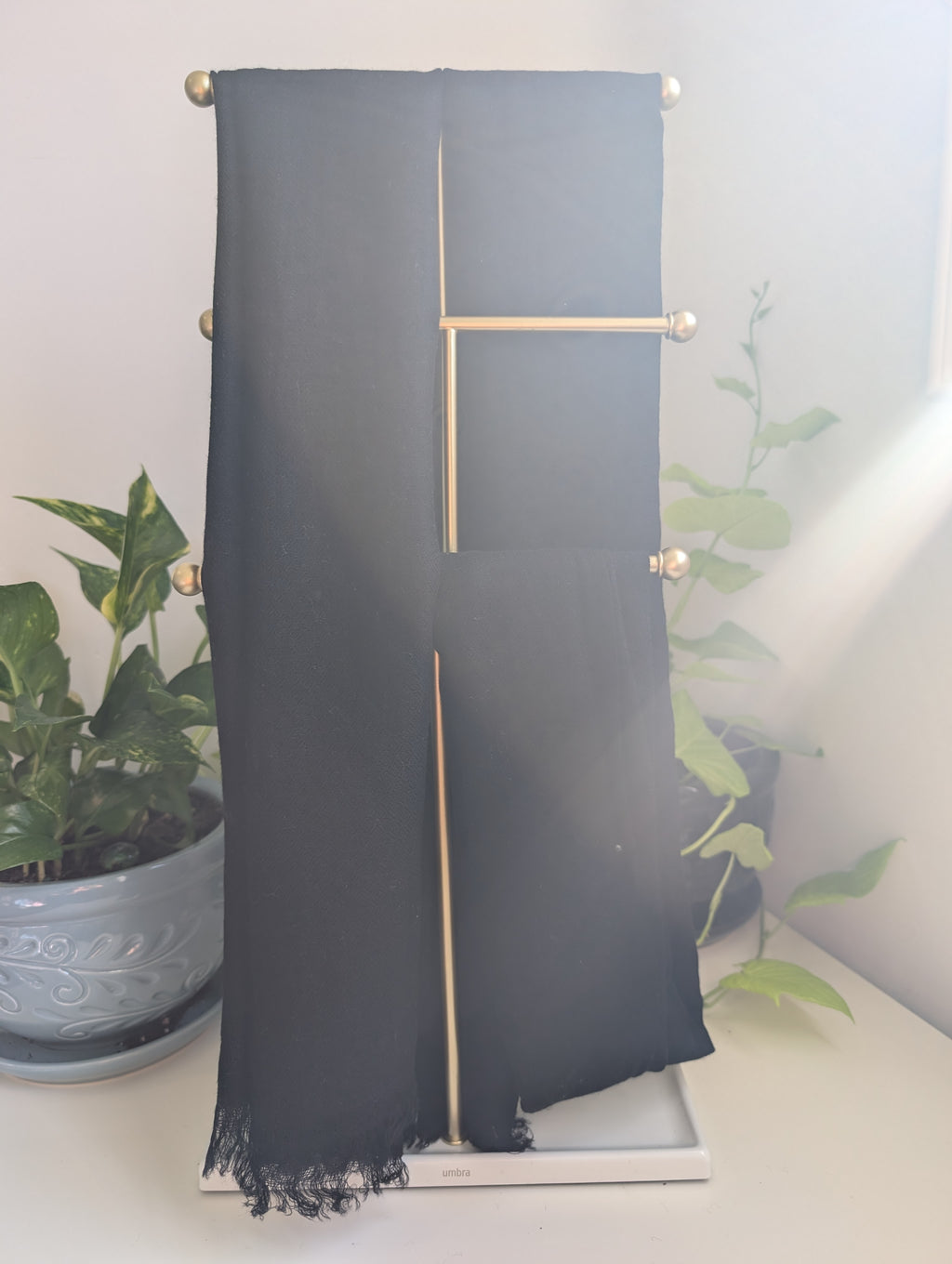 Soft Cashmere Black scarf